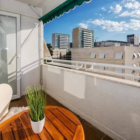 3-Bedroom Sea View Apartment - Balcony, Elevator - Spinut, Split Exterior photo