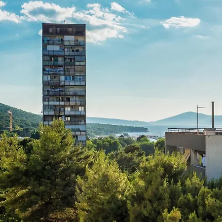 3-Bedroom Sea View Apartment - Balcony, Elevator - Spinut, Split Exterior photo