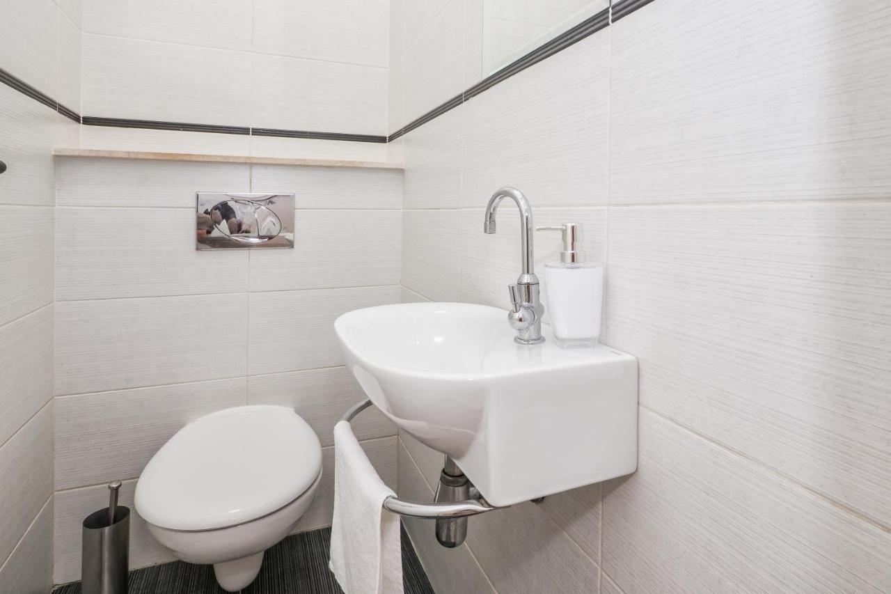 3-bedroom Sea View - Balcony, Elevator - Spinut, Apartma