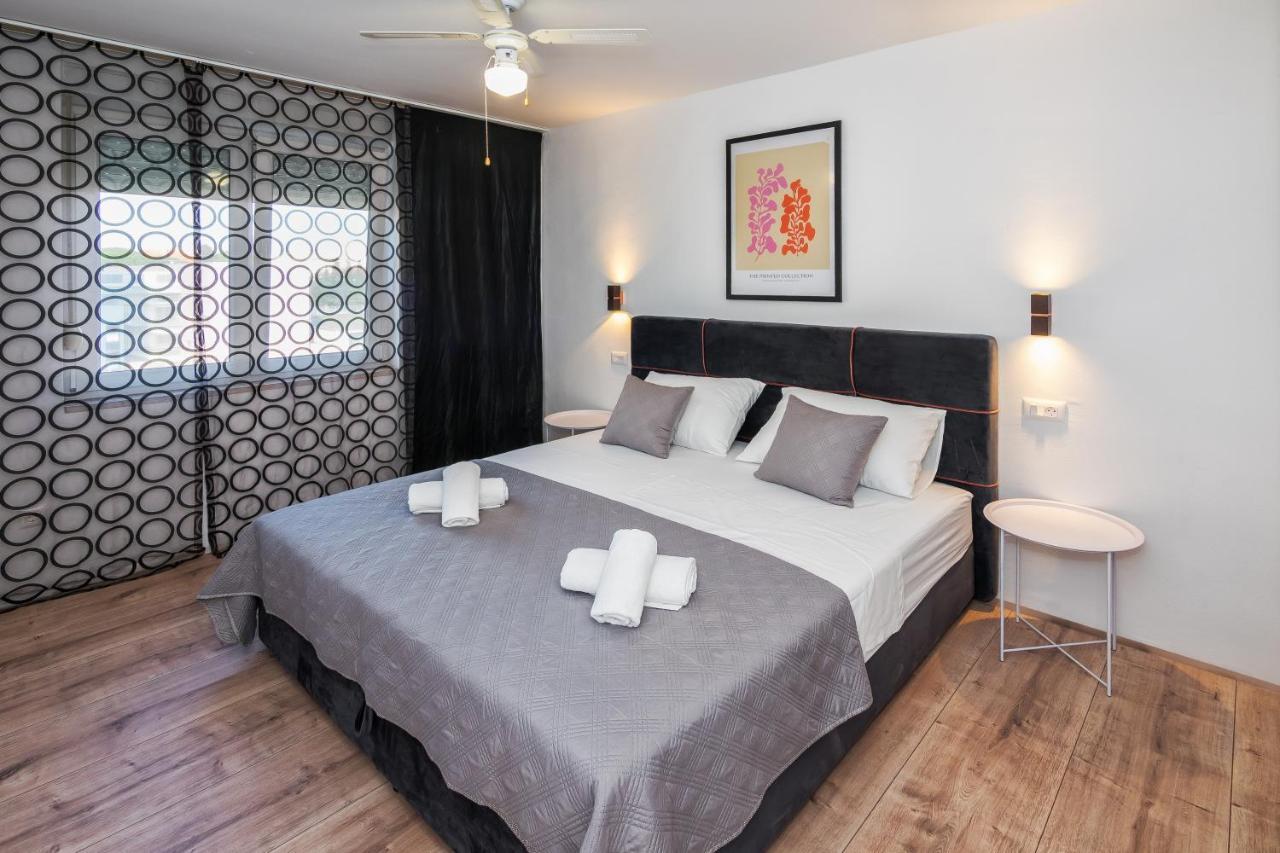 3-bedroom Sea View - Balcony, Elevator - Spinut, Apartma *