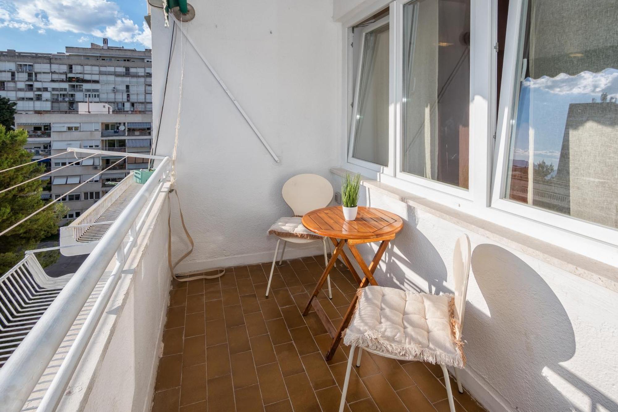 3-bedroom Sea View - Balcony, Elevator - Spinut,